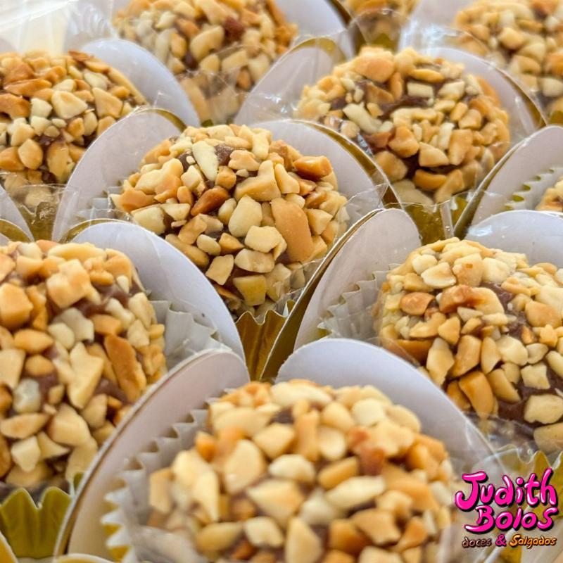 Brigadeiro Gourmet c/ Amendoim