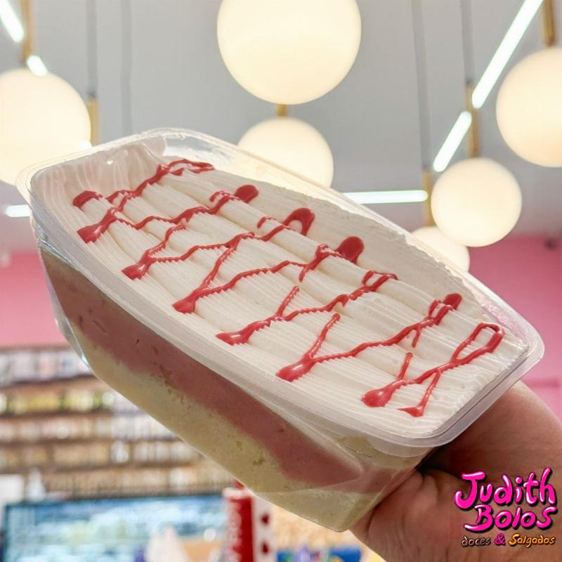Bolo Gelado de Morango
