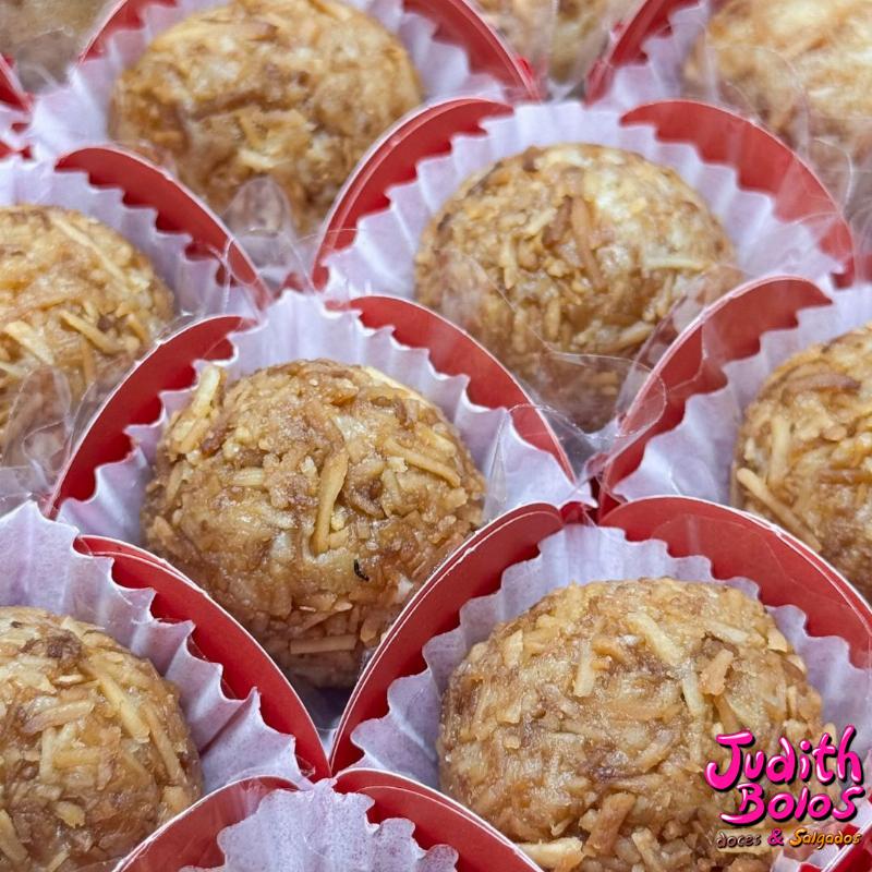 Beijinho de Coco Queimado