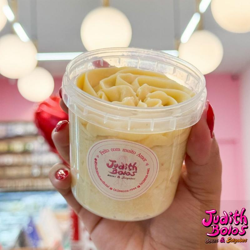 Bolo no Pote de Leite Ninho