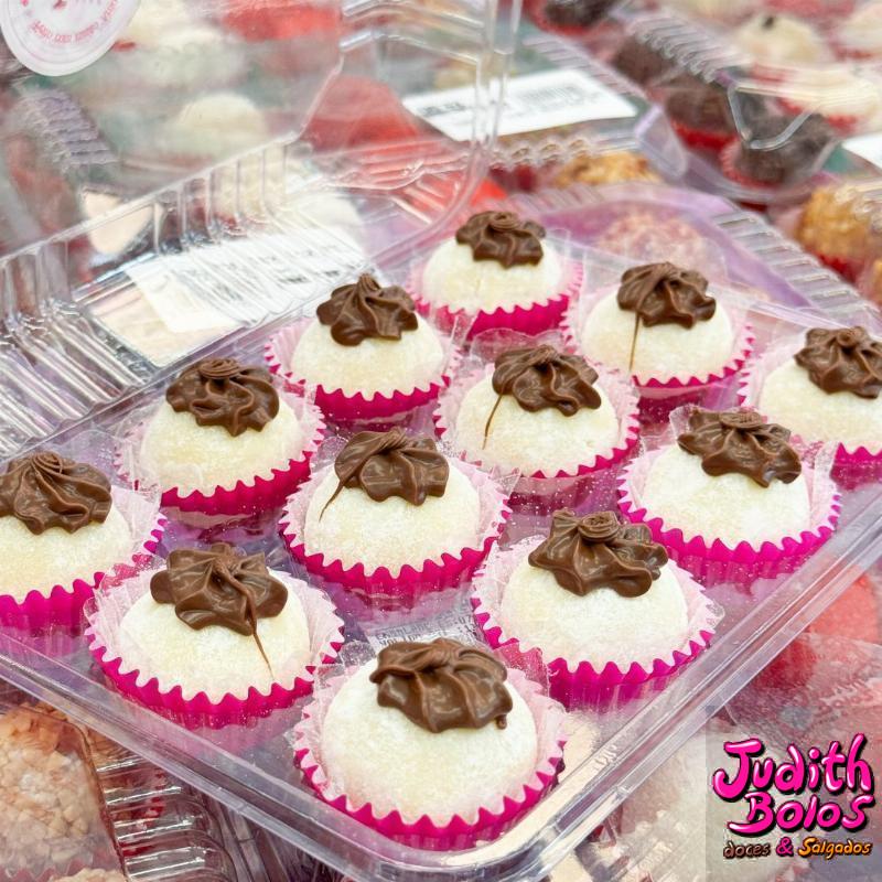 Bandeja de Docinhos c/12un (Leite ninho com Nutella)