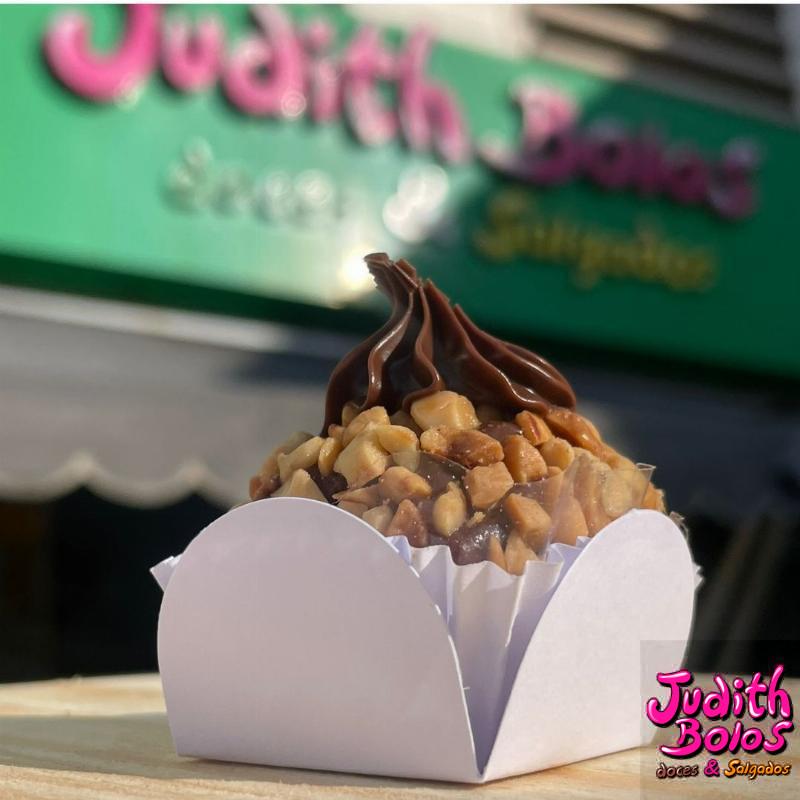 Doção de Brigadeiro com Amendoim